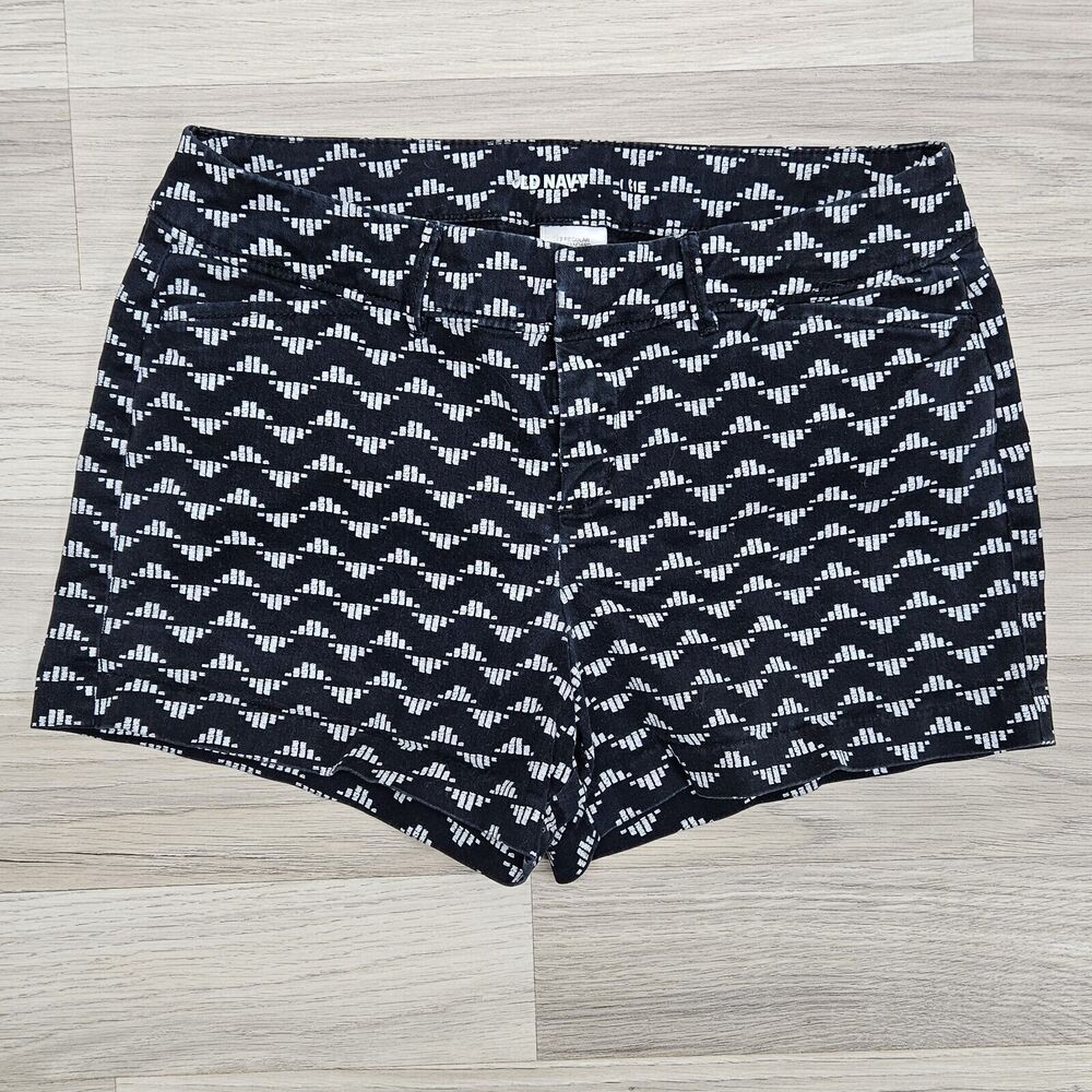 OLD NAVY Women Navy Blue Patterned Pixie Chino Shorts Size 2